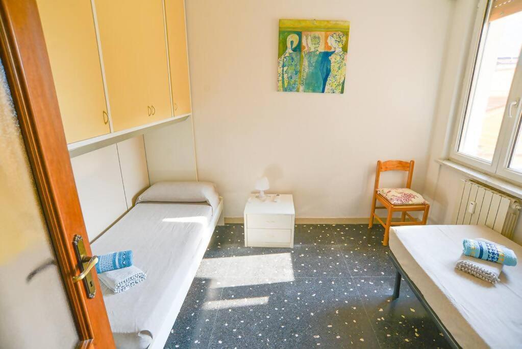 Larte Al Mare Vicino Spiaggia Con Ac E Wifi Apartman Savona Kültér fotó